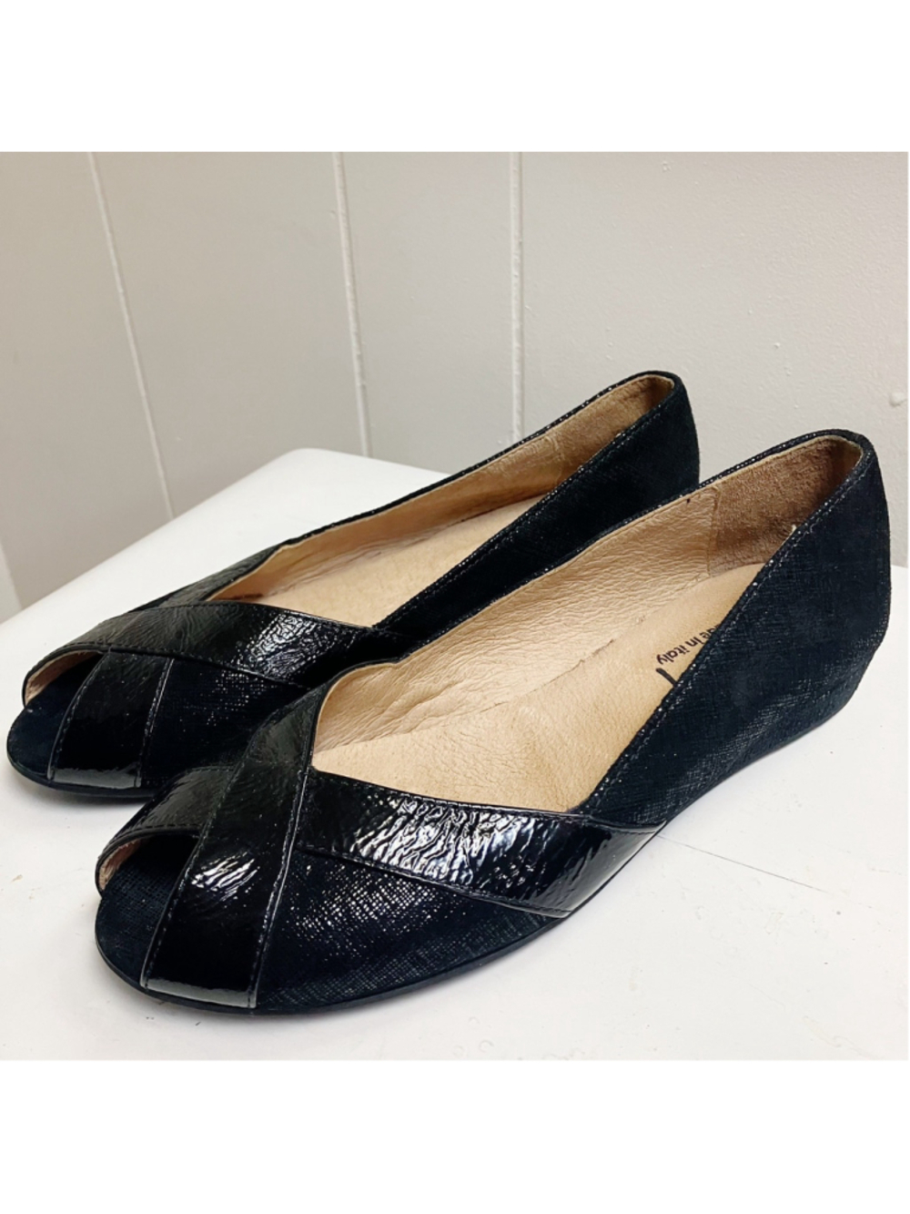 Luxury Italy FS NY Patent Leather Low Wedge Peep Toe SZ 7 Black Classic Office